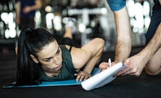 Efektywność treningu leżącego w redukcji tkanki tłuszczowej