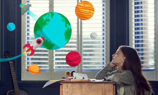 Odkrywanie zjawisk kosmicznych podczas astronomicznych warsztatów dla dzieci
