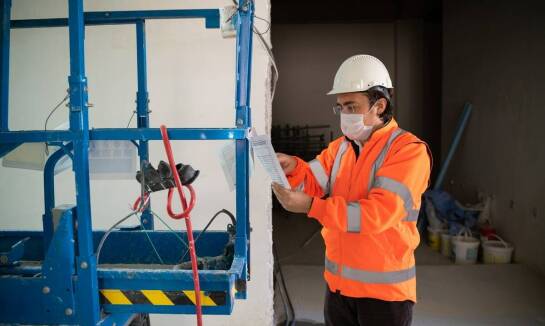 Jak techniczne przeglądy budynków wpływają na ich bezpieczeństwo?