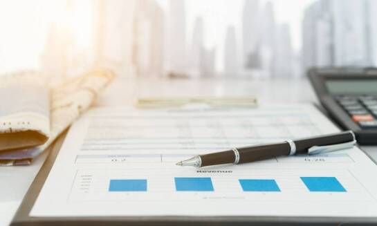 Skuteczność działań komorniczych w kontekście finansowej stabilności