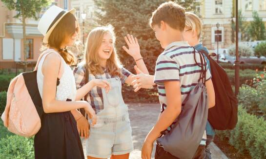 Jak nasze językowe kolonie wspierają rozwój osobisty uczestników?