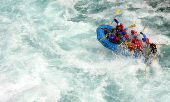 Bezpieczeństwo podczas spływów kajakowych z Eltrax