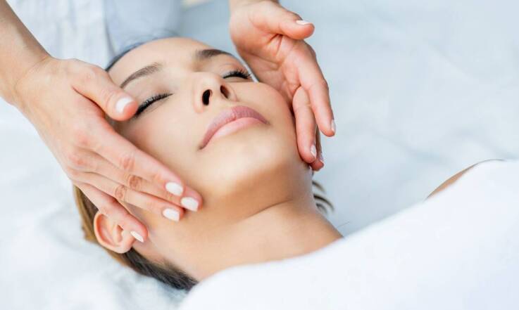 Masaż Kobido a redukcja stresu: Odkryj jego właściwości relaksacyjne