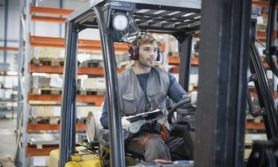 Kluczowe elementy skutecznego serwisu dla wózków widłowych