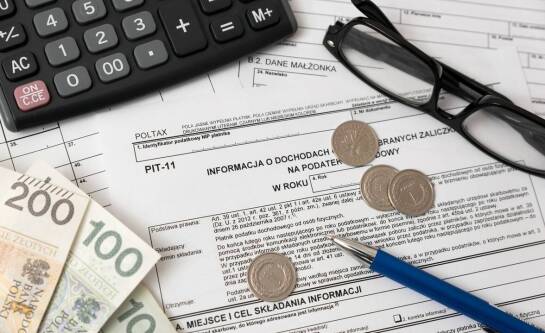 Jak biuro rachunkowe pomaga w zgodności finansowych operacji z przepisami prawa?