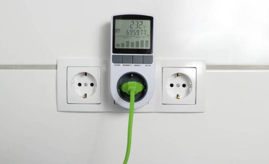 W jaki sposób elektryczne instalacje mogą poprawić komfort użytkowania budynków?