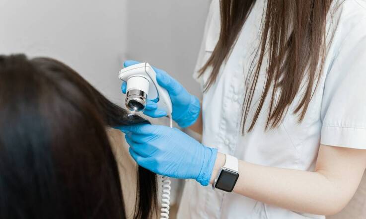 Jakie są zalety tlenowej infuzji według trychologa?