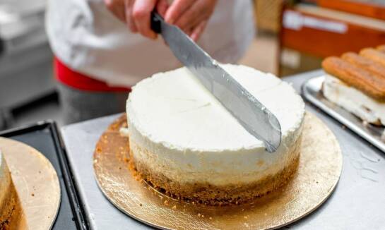 Jakie są trendy w projektowaniu krajalnic do ciast?