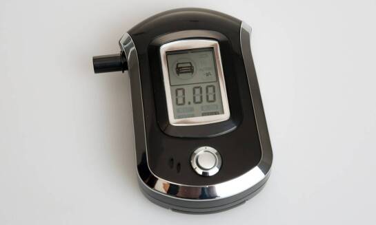 Bezustnikowe alkomaty – jak ich innowacyjność wpływa na rynek?