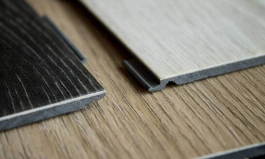 Różnice między winylowymi panelami a laminowanymi - co warto wiedzieć?