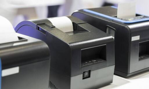 Porównanie różnych typów fiskalnych drukarek: offline vs online
