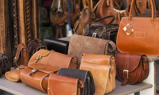 Dlaczego warto inwestować w galanterię z drugiej ręki?