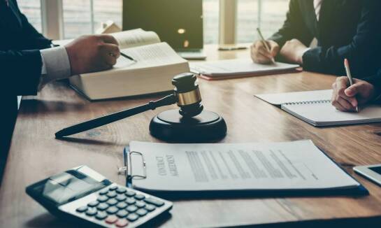 Rola komornika w zabezpieczaniu roszczeń dla wierzycieli przy pomocy nowoczesnych narzędzi