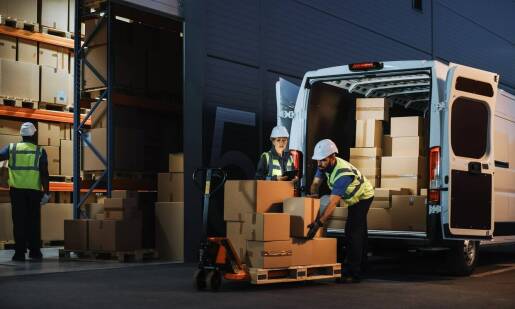 Wpływ szybkiej realizacji zamówień na satysfakcję hurtowych klientów