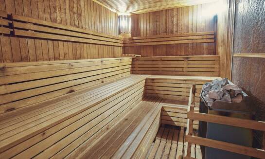 Fińskie sauny – jak zapewnić im trwałość i długowieczność?