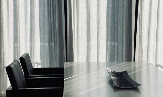 Jakie obrusy wybrać do wnętrz minimalistycznych?