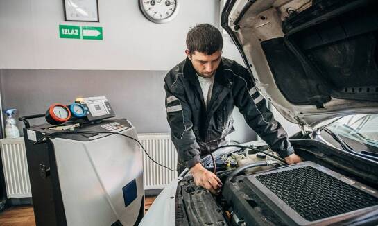 Dlaczego warto korzystać z profesjonalnych usług do autokasacji?