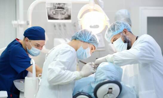 Chirurgia szczękowa a poprawa funkcji żucia – co warto wiedzieć?