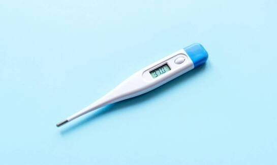 Medyczne termometry: dlaczego warto je wynająć do opieki domowej?