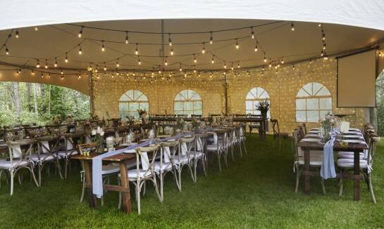 Wynajem namiotów na komunię: Jak zapewnić odpowiednie oświetlenie?