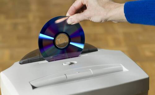Personalizacja płyt CD z nadrukiem: Jakie detale warto uwzględnić?
