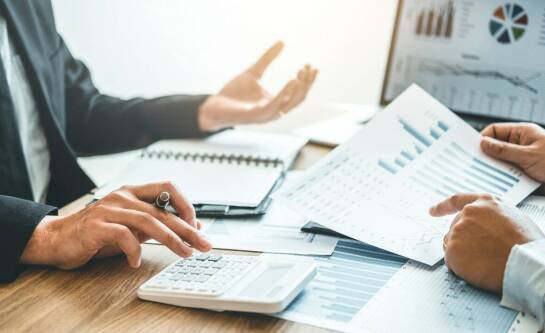Efektywne planowanie budżetu firmy dzięki wsparciu biura rachunkowego