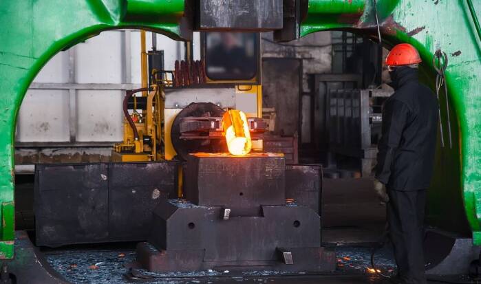 Kluczowe wyzwania w produkcji wulkanizacyjnych form: jak je pokonać?