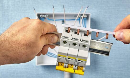 Nowoczesne technologie w elektrycznych instalacjach dla inteligentnych domów