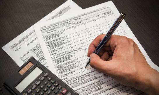 Kadry i płace – jak unikać błędów w dokumentacji pracowniczej?