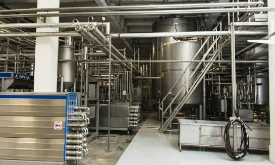Hala z kontenerów: jakie sanitarne i grzewcze instalacje są najefektywniejsze?