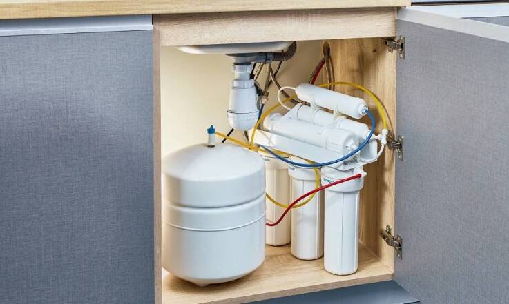 Nieestetyczny kamień w toalecie - jak zapobiec jego powstawaniu?