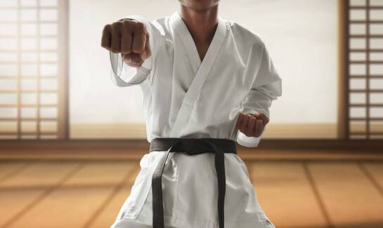 Na co zwrócić uwagę przy wyborze hakamy do aikido, by nie ograniczać ruchu
