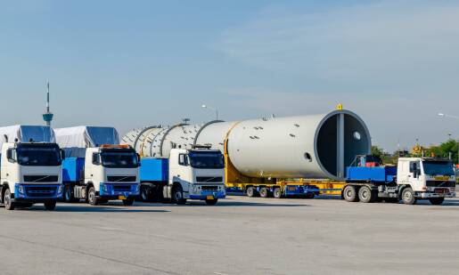 Jak transport ponadnormatywny wspiera relokację linii produkcyjnych?
