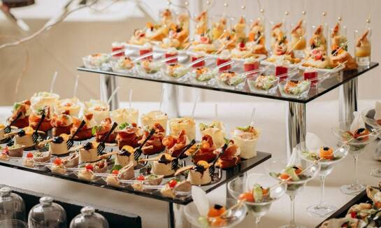 Jak zaplanować meksykańskie menu eventowe, by goście jedli wygodnie i bez przestojów