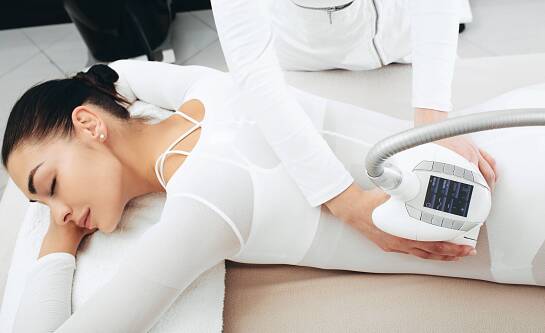 Jak działa endermologia? Skuteczność, efekty i czy warto wypróbować ten zabieg