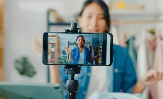 Jak łatwo obrobić filmik nagrany telefonem?