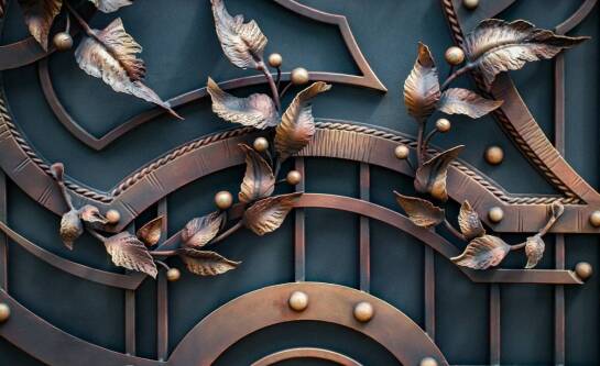 Rzemyk w bransoletkach – jakie style są obecnie najpopularniejsze?