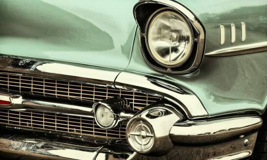 Jak zwolnienie z cła i akcyzy wpływa na import klasyków z USA?