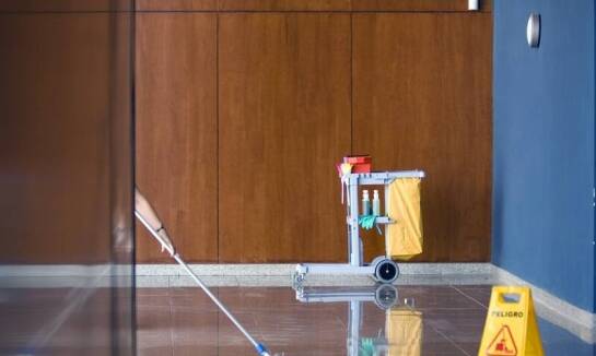 Profesjonalne systemy mopowania w sektorze edukacyjnym