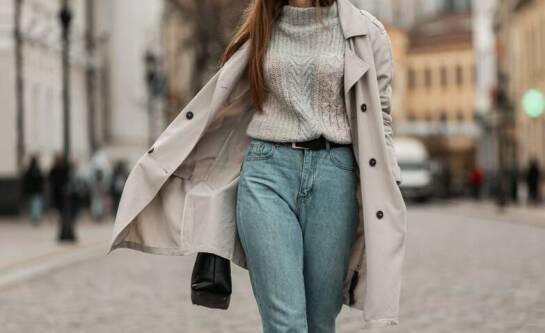 Moda dla 50 latki – jak się ubierać z klasą i wygodą