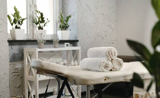 Odkryj zabiegi wyszczuplające dedykowane mężczyznom w salonie kosmetycznym