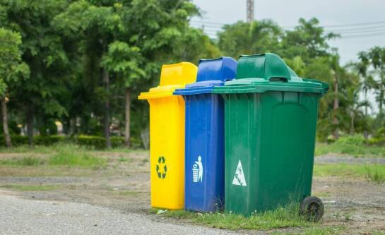 Pojemniki do segregacji odpadów: kluczowe funkcje i cechy