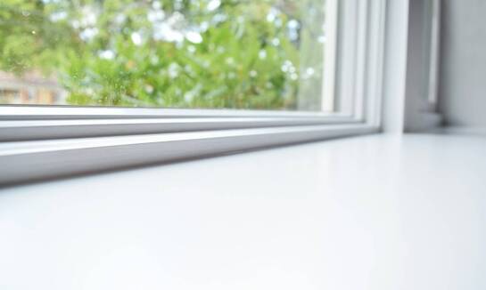 Rola łączników w estetycznym łączeniu parapetów