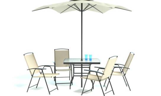 Zastosowanie składanych mebli ogrodowych w aranżacji kawiarenek i barów