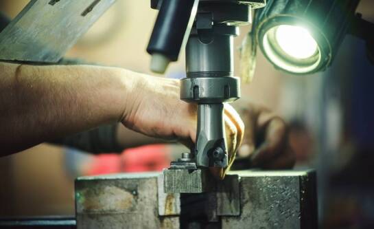 Jakie korzyści przynosi dokładna diagnoza przed naprawą wrzeciona?