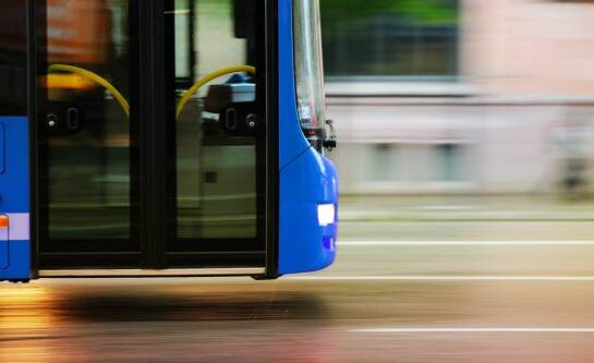 Rola efektywnego układu wydechowego w redukcji emisji spalin w autobusach marki Bova