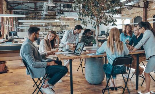 Jakie są zalety grupowych ubezpieczeń na życie dla pracowników firm w Rzeszowie?