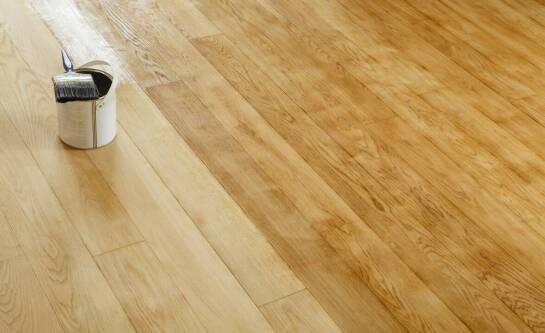 Kiedy najlepiej przeprowadzić cyklinowanie podłóg, aby osiągnąć najlepsze wyniki?