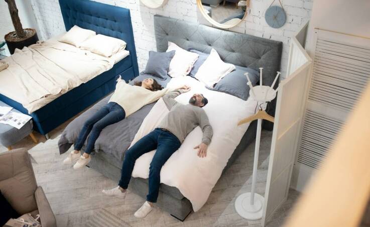 Jak dobrać twardość materaca do indywidualnych potrzeb użytkownika?