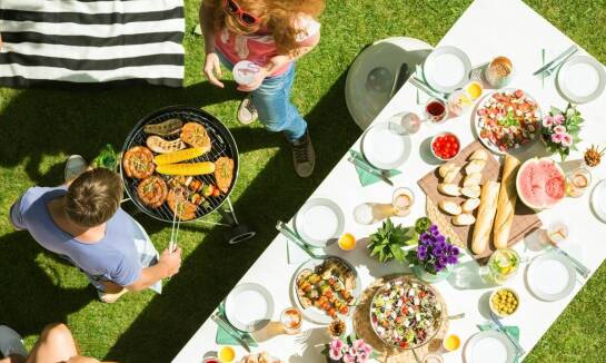 Grill i ognisko jako element imprezy po grze w paintballu